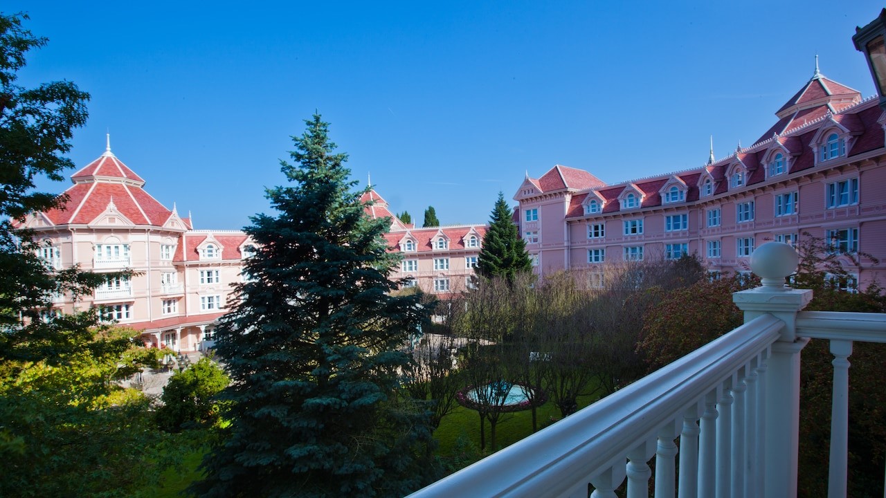 Disneyland Hotel